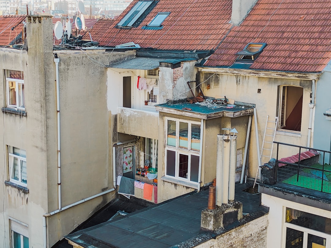 service professionnel de débarras de maison à nantes : rapide, efficace et fiable pour vider votre logement en toute sérénité.